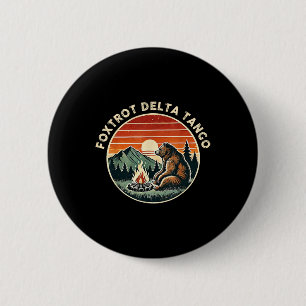 Badge Rond 5 Cm Foxtrots Deltas Tangos Rétro Résister Bear Camping
