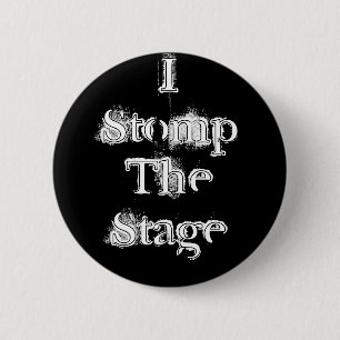 Badge Rond 5 Cm Frappent du pied le bouton d'étape