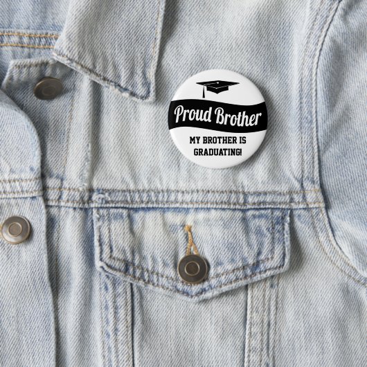 Badge Rond 5 Cm Frère Fier - Bouton Graduation (En situation)