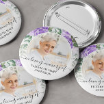 Badge Rond 5 Cm Funérailles En Mémoire Amoureuse Violet Photo Flor<br><div class="desc">Le bouton parfait pour les amis et la famille à porter à un enterrement avec une image de votre être aimé et les mots "en mémoire d'amour" et leur nom. Le design est orné d'une aquarelle violette à motifs floraux.</div>