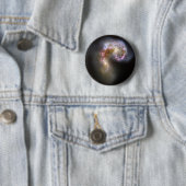 Badge Rond 5 Cm Galaxies d'antennes (En situation)