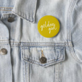 Badge Rond 5 Cm Golden Girl | Script Gold moderne (En situation)