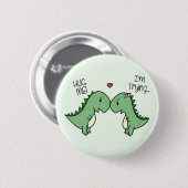 Badge Rond 5 Cm Goupilles d'amour de Dino ! (Devant & derrière)