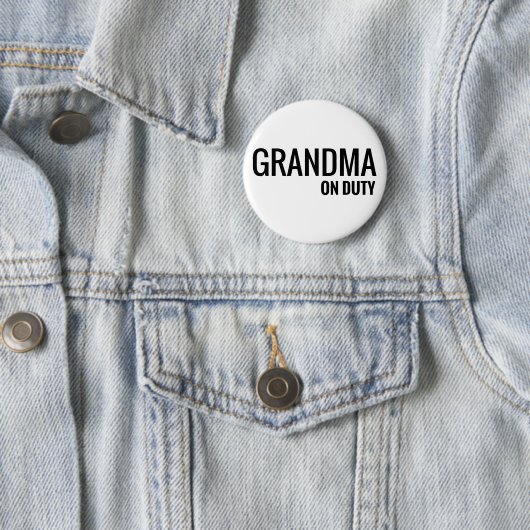 Badge Rond 5 Cm grand-maman en service (En situation)