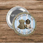 Badge Rond 5 Cm Grand-mère à être d'un bouton Lil Cowboy<br><div class="desc">Bouton de Baby shower petit garçon et ours en peluche bébé garçon pour que la grand-mère soit. Parfait pour un cowboy,  un mariage à thème champêtre et occidental ou rustique.</div>