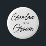 Badge Rond 5 Cm Grand-mère de la Groom Party<br><div class="desc">Design moderne et élégant imprimé Brush Script Grandma du bouton Groom Fête des mariées Party qui peut être customisé avec votre texte. Cliquez sur le bouton "Customiser" et utilisez notre outil de conception pour modifier ce modèle. Découvrez le magasin Graphic Art Design pour d'autres produits qui correspondent à ce design...</div>