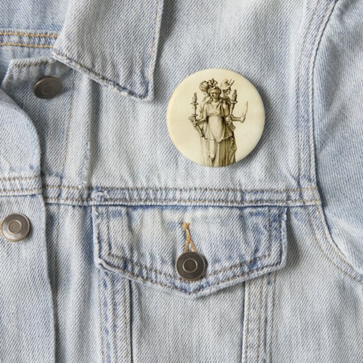 Badge Rond 5 Cm Hecate Triple-Bodied (En situation)