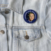 Badge Rond 5 Cm Hilary Clinton pour le président 2016 Button (En situation)