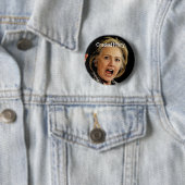 Badge Rond 5 Cm Hillary Clinton tordue (En situation)