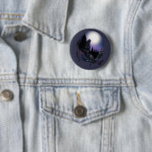Badge Rond 5 Cm Howling Wolf (En situation)