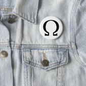 Badge Rond 5 Cm icône oméga noire (En situation)