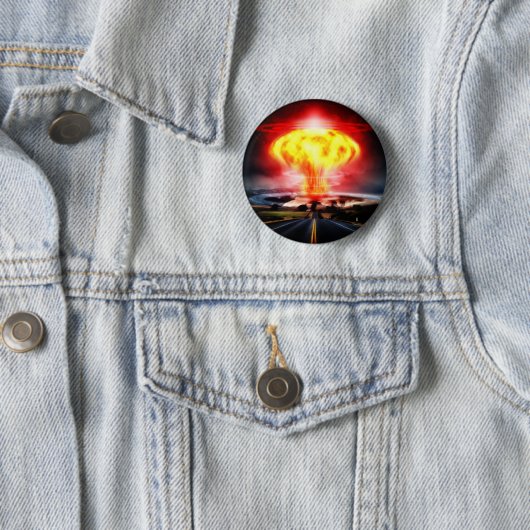 Badge Rond 5 Cm Illustration de champignon atomique d'explosion (En situation)