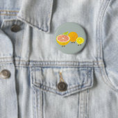 Badge Rond 5 Cm Illustration de sourire de groupe d'agrume (En situation)