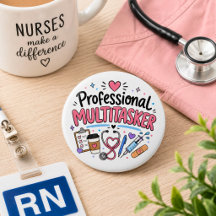 Infirmière drôle multitâche professionnelle