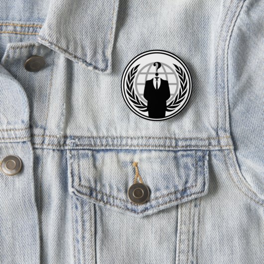 Badge Rond 5 Cm Insigne d'Anonywear (En situation)