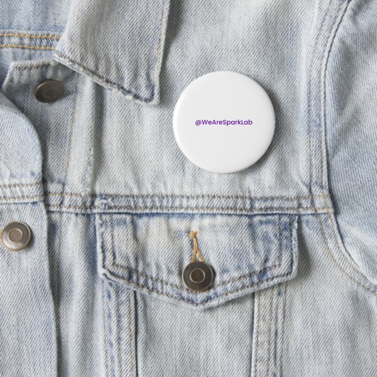 Badge Rond 5 Cm Insigne SparkLab (En situation)