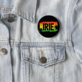 Badge Rond 5 Cm IRIE Jamaican Patwah (En situation)