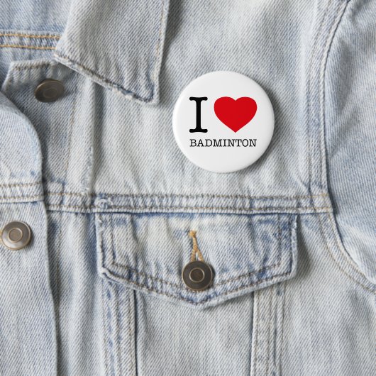 BADGE ROND 5 CM J'AIME BADMINTON (En situation)