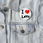 BADGE ROND 5 CM J'AIME L'AMOUR (En situation)