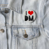 Badge Rond 5 Cm J'aime le DM (En situation)