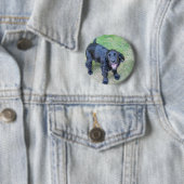 Badge Rond 5 Cm Joli chiot noir (En situation)