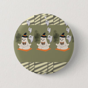 Badge Rond 5 Cm Joli Fantôme Méditant avec Chapeau de Sorcière