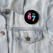 Badge Rond 5 Cm Joyeux Anniversaire 7 Ans J'avais 6 Ans Maintenant (En situation)