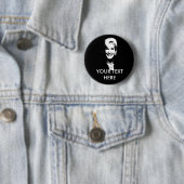 BADGE ROND 5 CM KATHLEEN SEBELIUS (En situation)