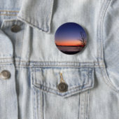 Badge Rond 5 Cm Lac Sunrise (En situation)