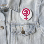 Badge Rond 5 Cm Le féminisme pour la victoire (En situation)