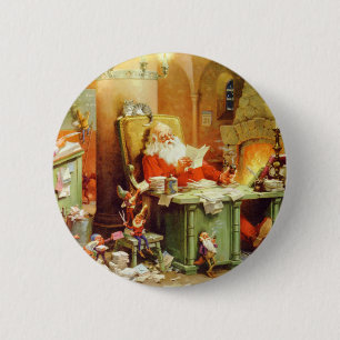 Badge Rond 5 Cm Le père noël faisant sa liste, le vérifiant deu