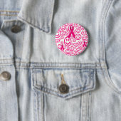 Badge Rond 5 Cm Le Ruban Rose Sourit Qui Aide (En situation)
