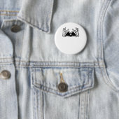 Badge Rond 5 Cm Le Squelette Met La Tête D'Un Coeur (En situation)