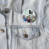 Badge Rond 5 Cm Le SU se boutonnent (En situation)