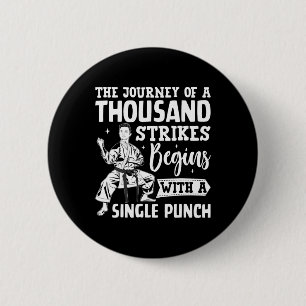 Badge Rond 5 Cm Le Voyage D'Un Mille Grèves Commence Par Un Si