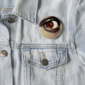 Badge Rond 5 Cm L'oeil peut vous voir (En situation)