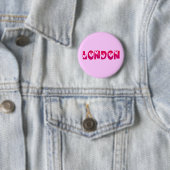 Badge Rond 5 Cm Londres en coeur (En situation)