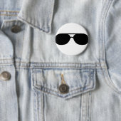 Badge Rond 5 Cm lunettes de soleil de provocation (En situation)