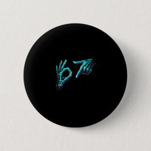 Badge Rond 5 Cm Mème de main de squelette drôle 67 Gen Alpha Hallo
