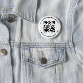 Badge Rond 5 Cm Modèle commercial de code QR blanc (En situation)