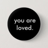 Badge Rond 5 Cm Moderne Tu Es Aimé (Devant)