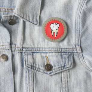 Badge Rond 5 Cm Molaire fraîchement extraite sur un starburst