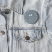 Badge Rond 5 Cm Monogramme Moderne Minimale Gris Bleu Dusky (En situation)