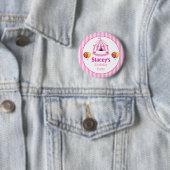 Badge Rond 5 Cm Montez ! Montez ! Cirque Anniversaire Pink (En situation)