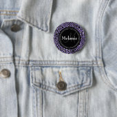 Badge Rond 5 Cm Motif Léopard blanc noir violet monogramme (En situation)
