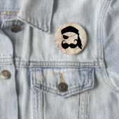 Badge Rond 5 Cm Moustache de pirate (En situation)