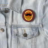 Badge Rond 5 Cm Moustache Wax de Dr. Dandy's (En situation)