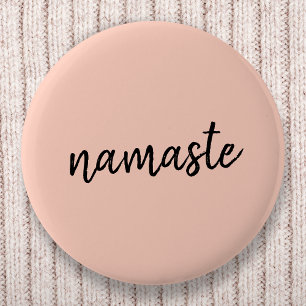 Badge Rond 5 Cm Namaste Peachy Pink Modern Yoga Meditation