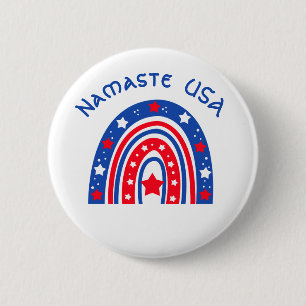 Badge Rond 5 Cm Namaste USA Patriotic Rainbow