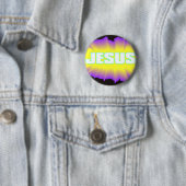 Badge Rond 5 Cm Noir et pourpre de Jésus (En situation)